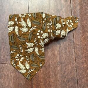 Joseph Abboud Autumnal Floral Tie in Brown and Cream, 100% Silk, Made in Italy